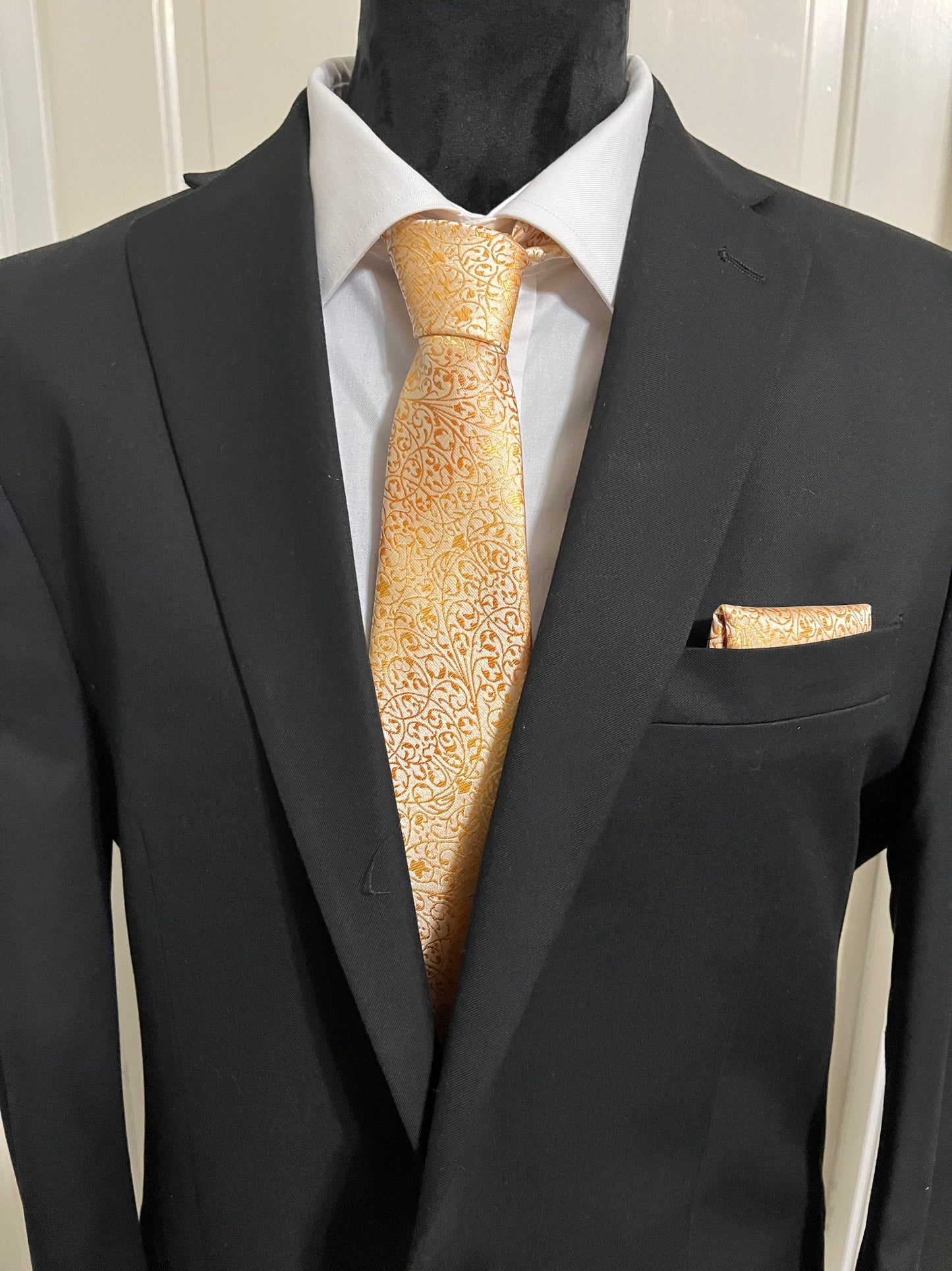 Fashionable Necktie and Pocket Square