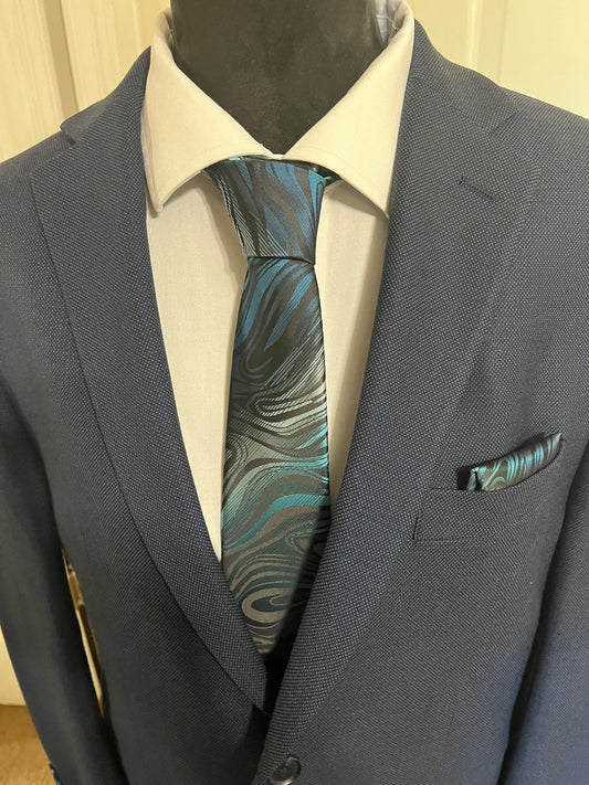 Fashionable Necktie and Pocket Square