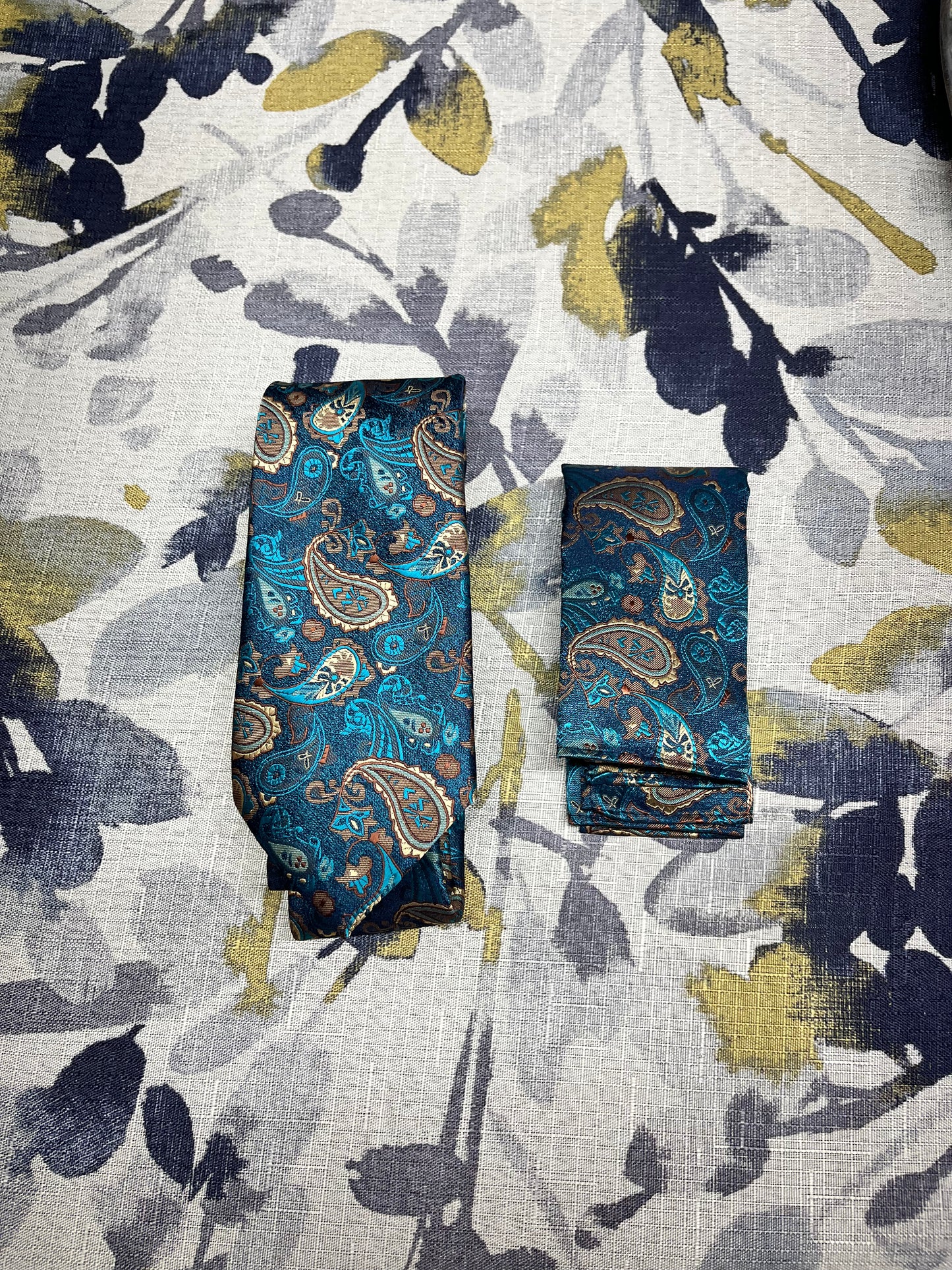 Fashionable Necktie and Pocket Square